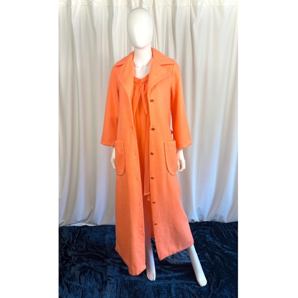 Vintage 60’s 70’s ‘Sears’ Long Fuzzy House Coat in Day Glow Orange Pink • XS/S - Picture 2 of 10